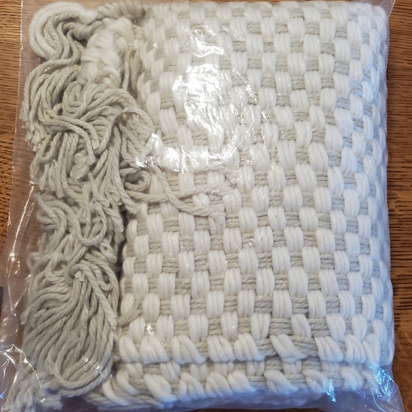 Anthropologie Ashleigh Basketwoven Scarf - Picture 5 of 7